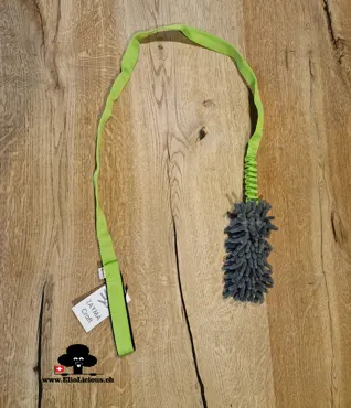 Mop Gray M tug toy on long webbing with bungee