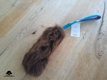 Sheepskin brown fur tug toy with bungee handle teal/blue M